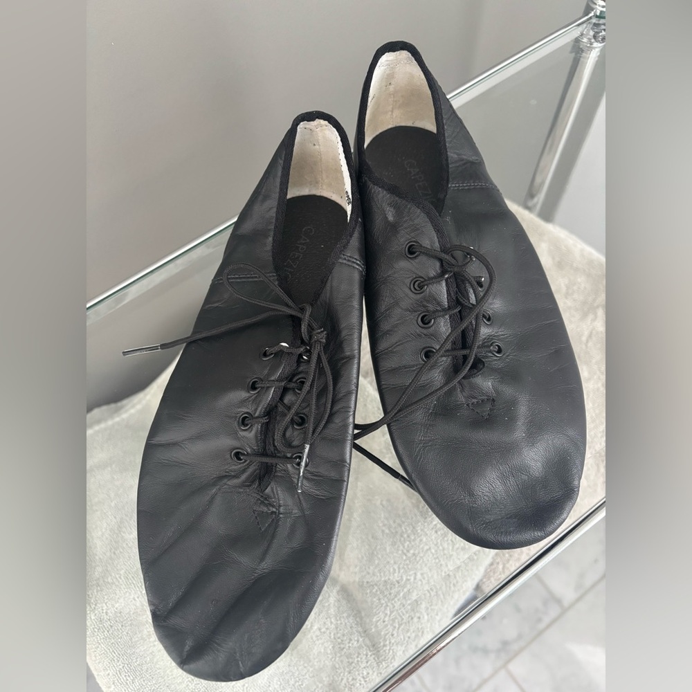 Capezio Black Leather Women’s Jazz Shoes